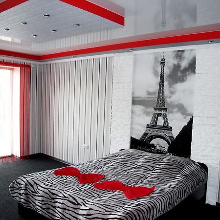Apartment On Bohoiavlenskyi Avenue Николайев Екстериор снимка